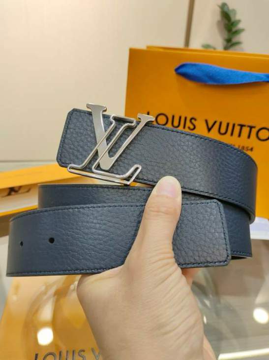 Picture of Louis Vuitton Belts _SKUfw195033858fw